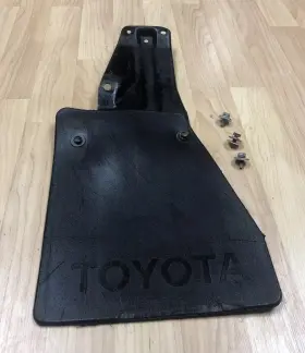 76621-89105 TOYOTA Mud Flaps Splash Guard Rear Left 2WD