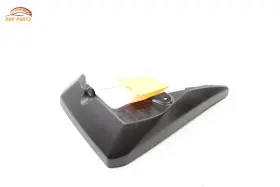 76621YY120 TOYOTA Front Right Fender Mud Flap Guard Splash