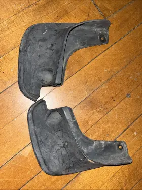 76622-02050 TOYOTA Front Left Right Mud Flap A1 Corolla