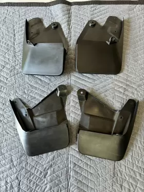 76625-0C090 TOYOTA Mud Guards Tundra