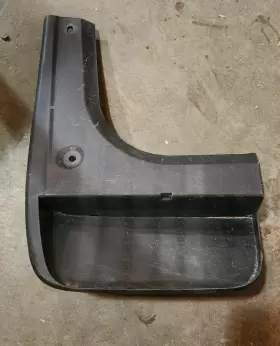 76625-OE020 TOYOTA Rh Mud Guard Highlander #2