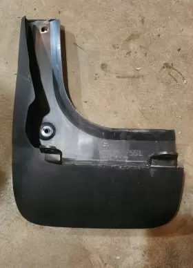 76626-OE020 TOYOTA Lh Driver Mud Guard Highlander