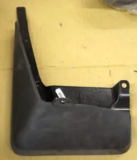 76626-YY110-B TOYOTA Rear Left Mud Guard Shield Rx Lexus