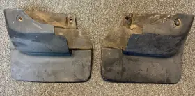 76604-60010 TOYOTA GENUINE OEM Set Land Front Mud Flaps FJ80