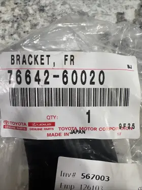 76642-60020 TOYOTA / LEXUS Land Bracket Fender Mudgurd Left