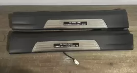 PT944-48246 TOYOTA Steel Door Sills Highlander