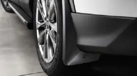 PU060-42S16-R1 TOYOTA Rear Mudguards RAV4
