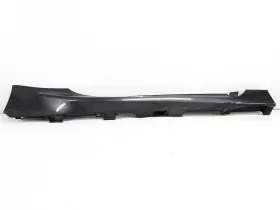 SU003-08646 TOYOTA Passenger Lower Skirt Rocker Molding #2