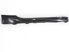 SU003-08646 TOYOTA Passenger Lower Skirt Rocker Molding