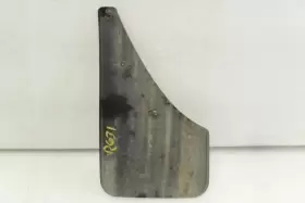 199.VW1G82 VOLKSWAGEN Right Rear Mud Flap Guard Rabbit