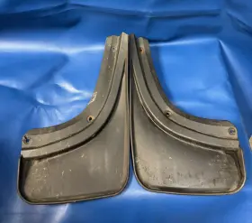 1Q0-075-101-A VOLKSWAGEN Eos Rear Splash Guards Mud Flaps Set #2