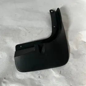 561-075-101 VOLKSWAGEN Rear Right Mud Flap Guard Splash #3