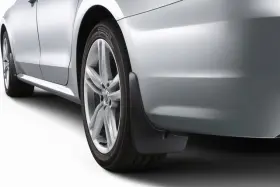 561-075-111 VOLKSWAGEN Splash Guards Front Passat