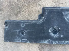 31333784 VOLVO Right Underbody Air Deflector Splash Guard S60 #3 31333784 VOLVO Right Underbody Air Deflector Splash Guard S60 #3