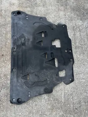 31378306 VOLVO Front Lower Cover Underbody Engine Splash XC90