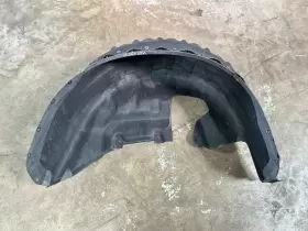31425491 VOLVO Rear Right Wheel Fender Liner Splash Shield