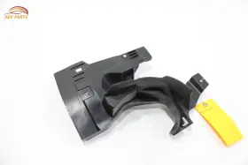 31497198 VOLVO Front Right Fender Liner Mud Flap Guard Splash