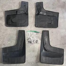 110088-120088 WEATHERTECH Drill Mudflaps Set Ford Expedition #2