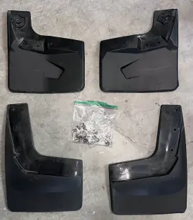 110088-120088 WEATHERTECH Drill Mudflaps Set Ford Expedition