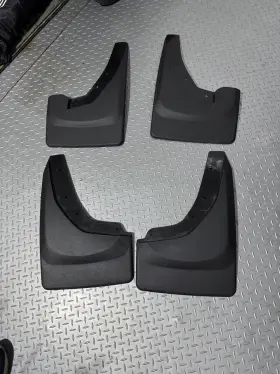 110137-120137 WEATHERTECH Drill Mudflaps Front Rear 1500 Trx