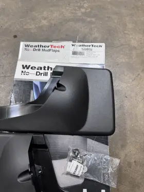 120032 WEATHERTECH Rear Mud Flaps Chevrolet Canyon