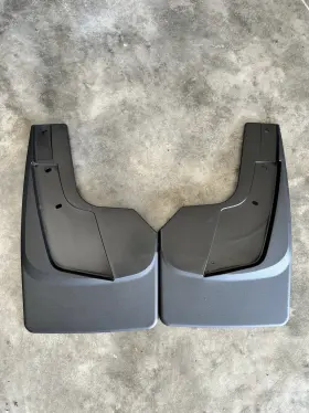 120093 WEATHERTECH Drill Rear Mudflaps Fender Flares 1500 Ram