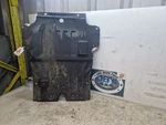 Range Rover Sport 3.0 Tdv6 Engine Under Tray Sheild Ah325f00200. Fixed Price $176.40.
