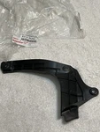 Toyota Highlander Front Left Side Fender Apron Seal Guard Cover Oem 2014 - 2019. Fixed Price $23.00.