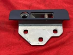 07-13 Bmw E93 3 Series Cnvrtible Folding Top Right Striker Base Plate Latch Oem. Fixed Price $18.82.